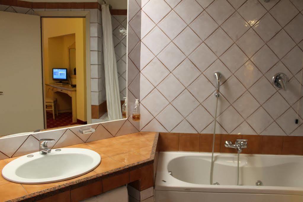 Hotel Grillo 아세미니 외부 사진